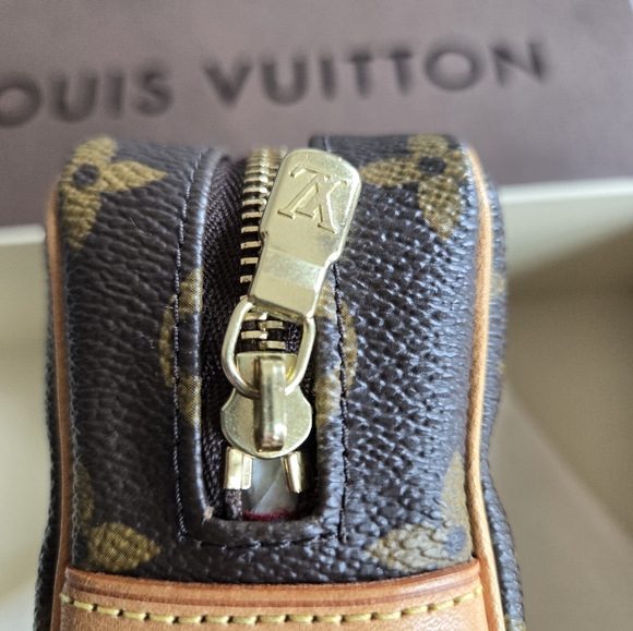 Louis Vuitton Wapity - Picture 10 of 16